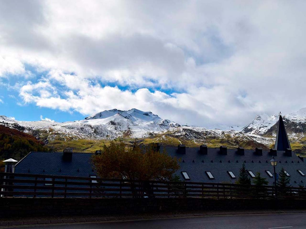 Apartamentos 3000 Formigal Eksteriør bilde